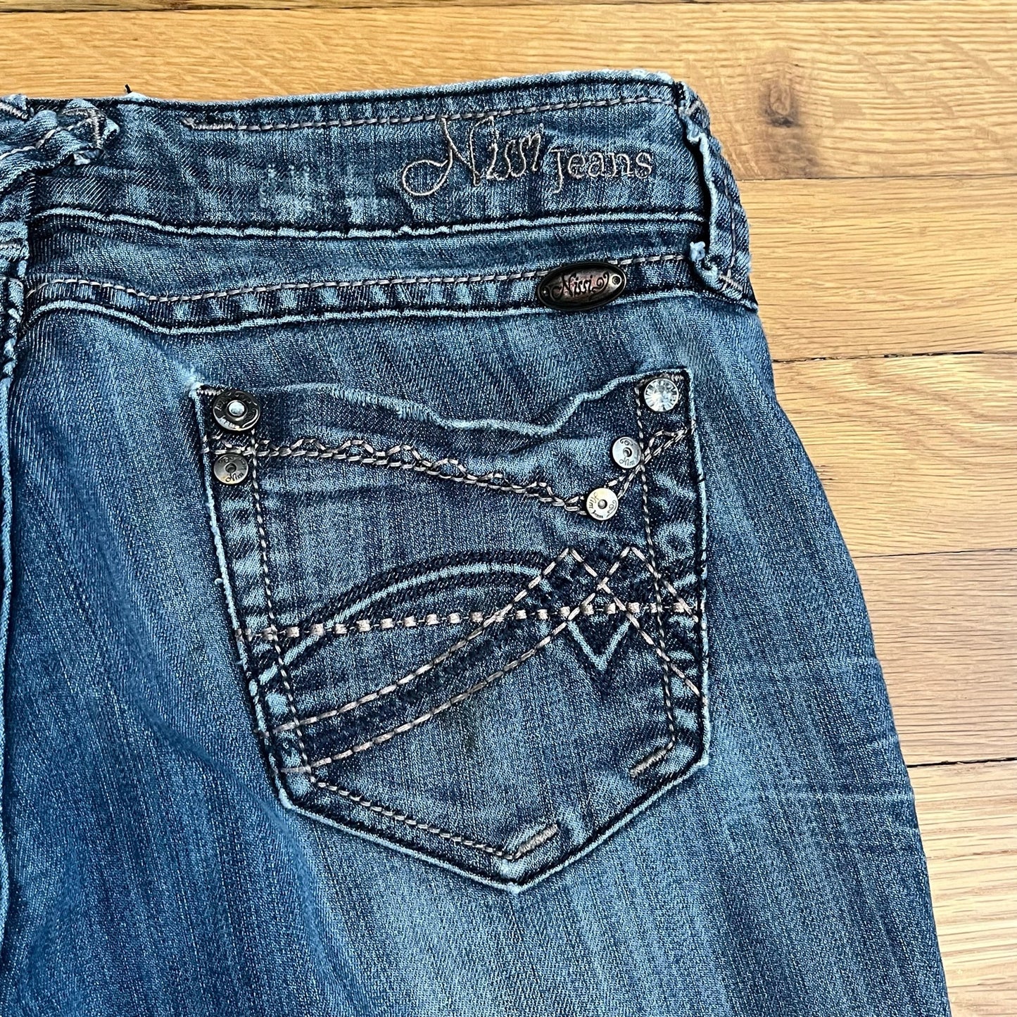 Nissi Jeans Vintage Y2K Slim Bootcut Low Rise Jeans - Size 7