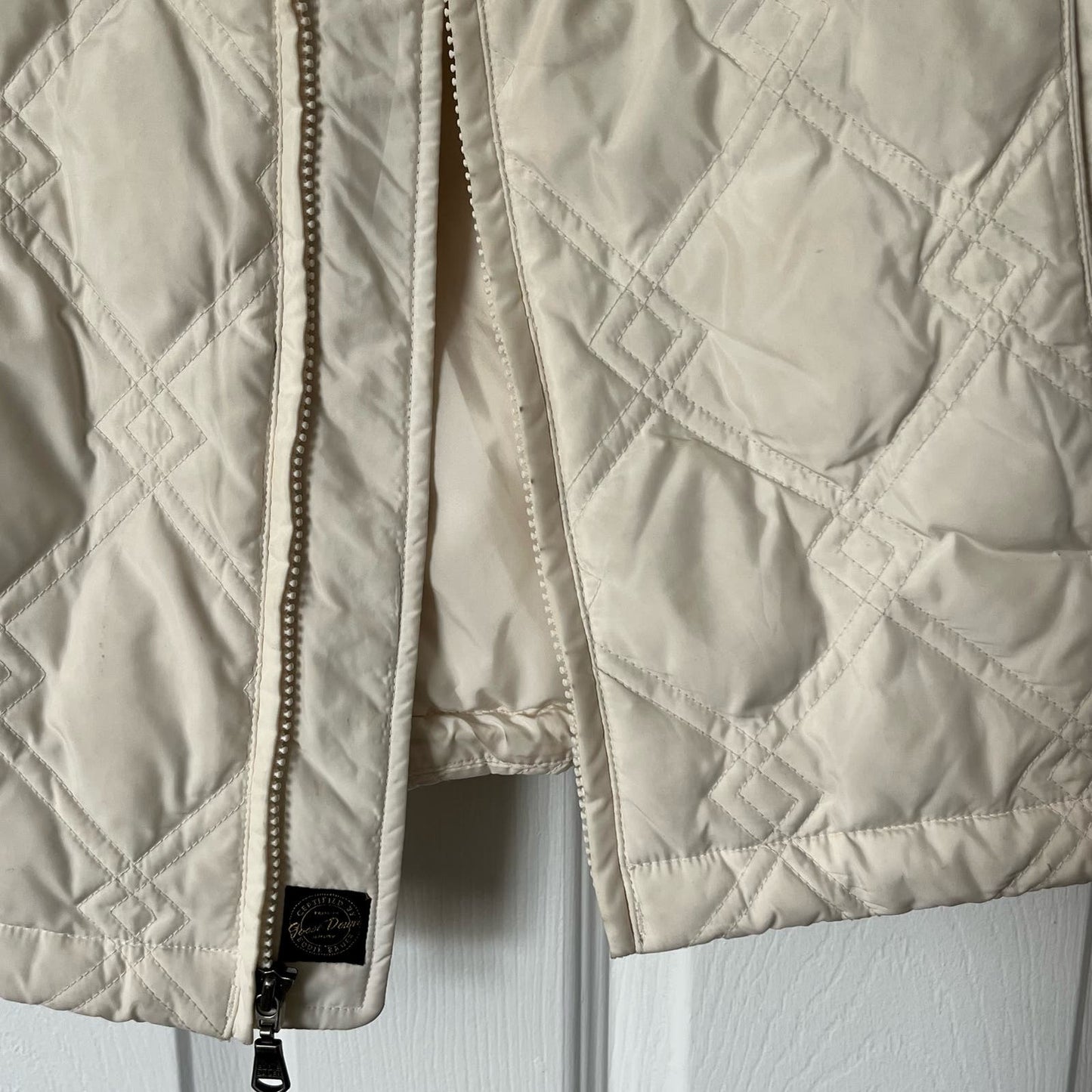 Eddie Bauer Puffer Vest - Size S