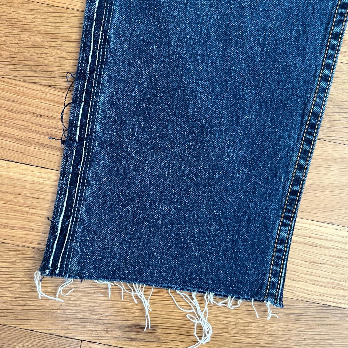 Levi's 512 Jeans w/Exposed Side Seams - Size 34x30
