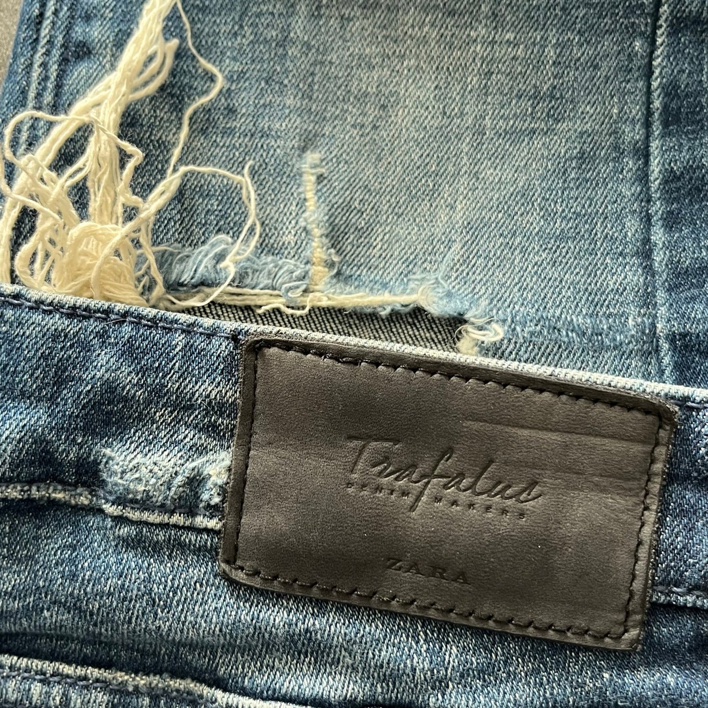 Zara Trafaluc Distressed Skinny Jeans - Size 4