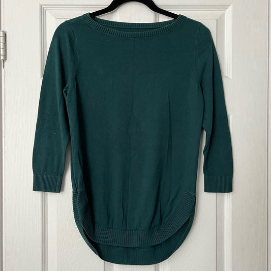 The Limited Pullover Sweater w/Shirttail Hem - Size UNKNOWN