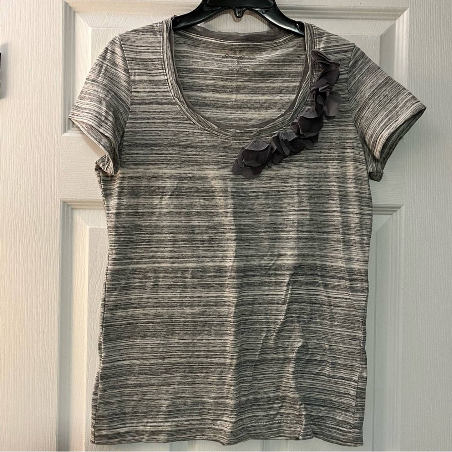 Eddie Bauer Gray Space-Dyed Mesh Embellished Tee - Size S