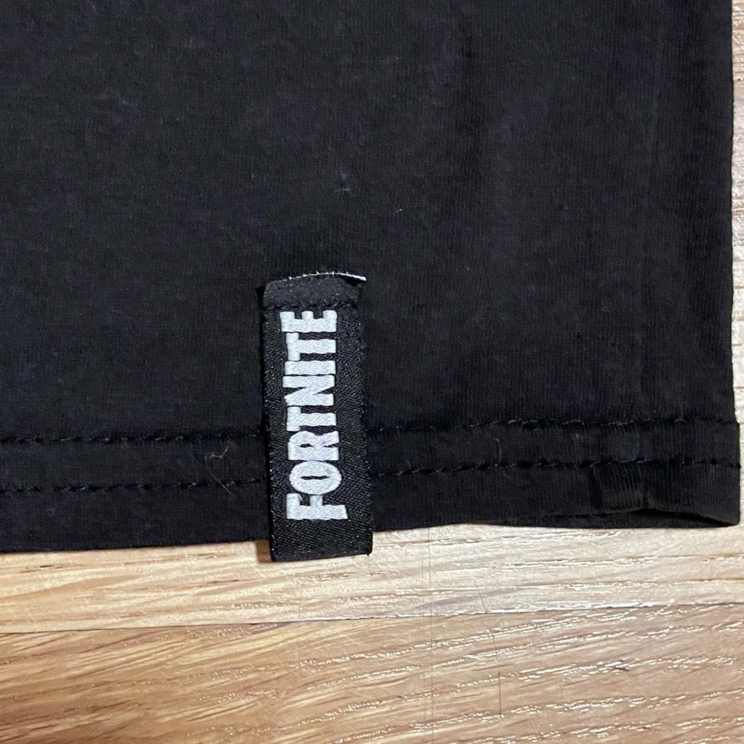 Fortnite Loot Llama Black Kids T-Shirt - Size XL