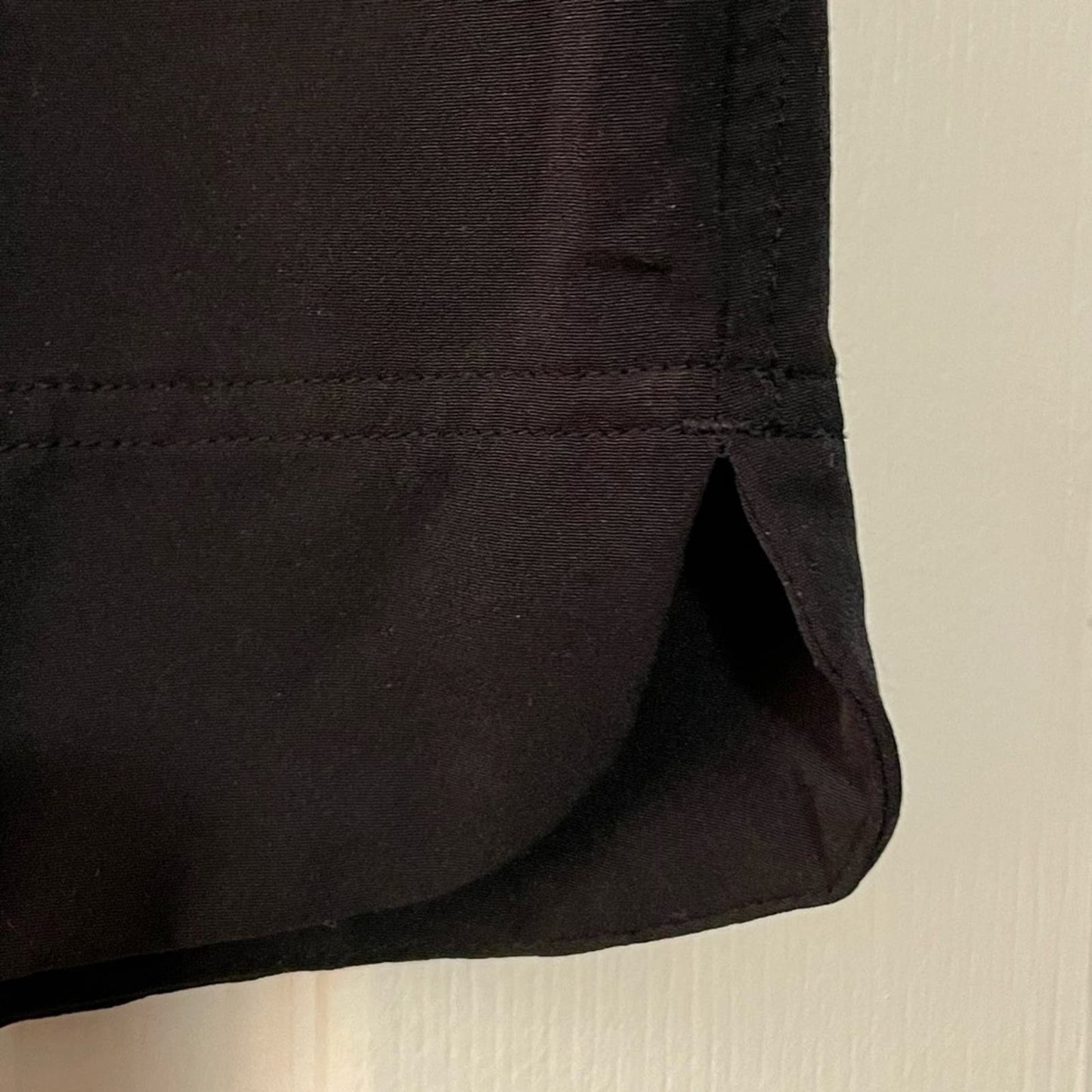 32° Cool Black Skirt w/Shorts Underneath - Size S