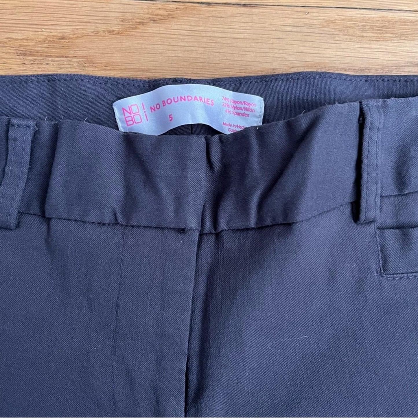 No Boundaries Stretch Boot Cut Pant - Size 5