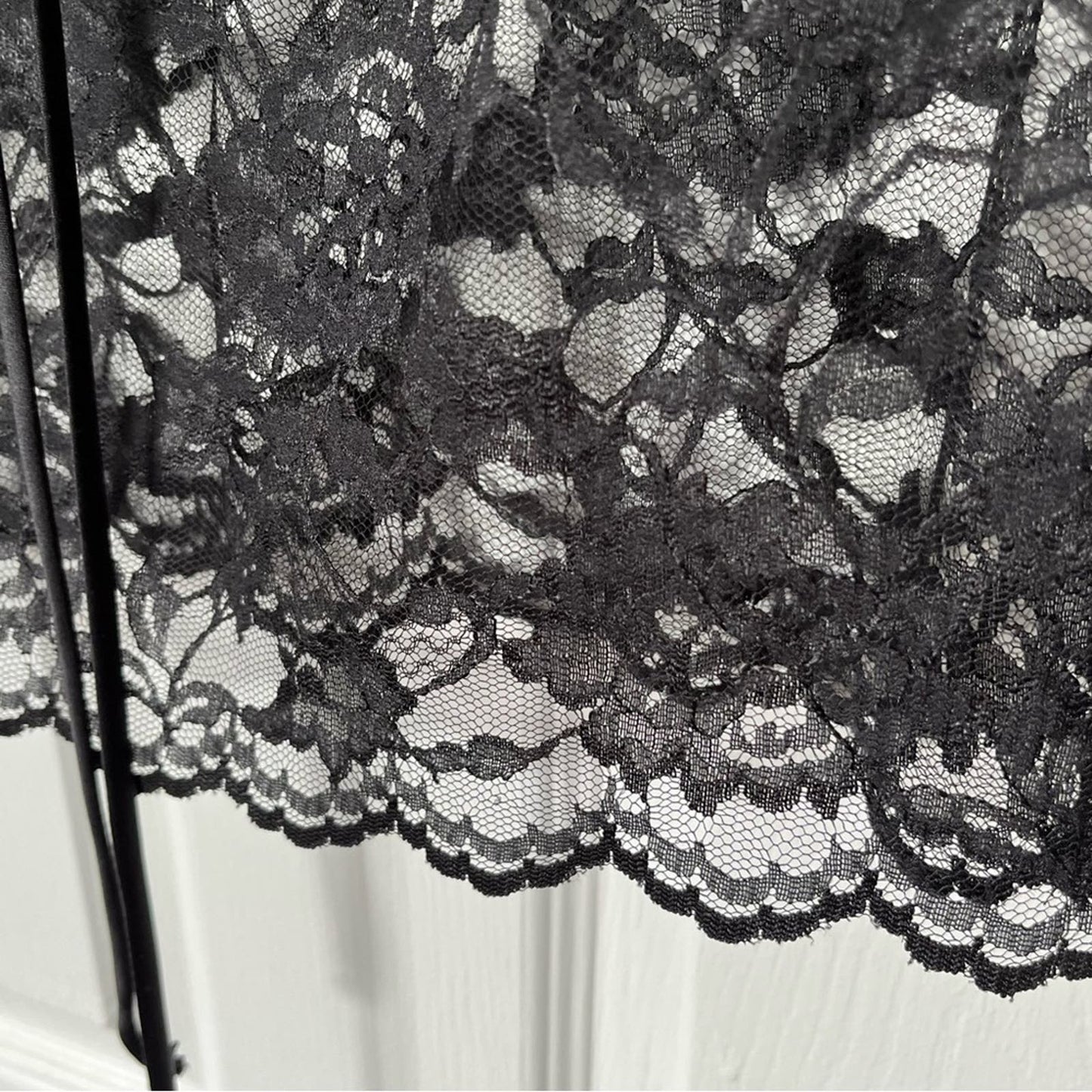 Love Squared [?] Lace Top - Size UNKNOWN