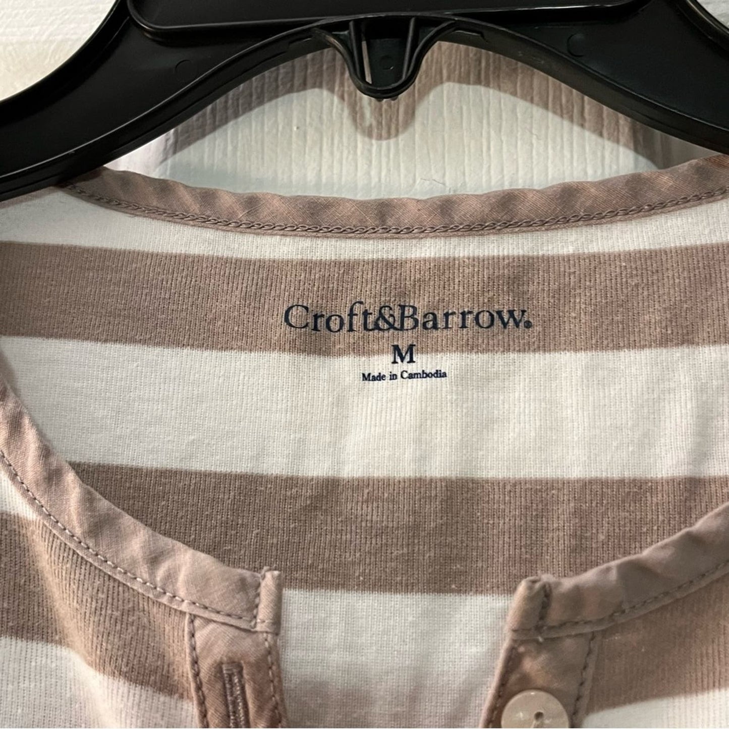 Croft & Barrow Short Sleeve Neutral Stripe Tee - Size M