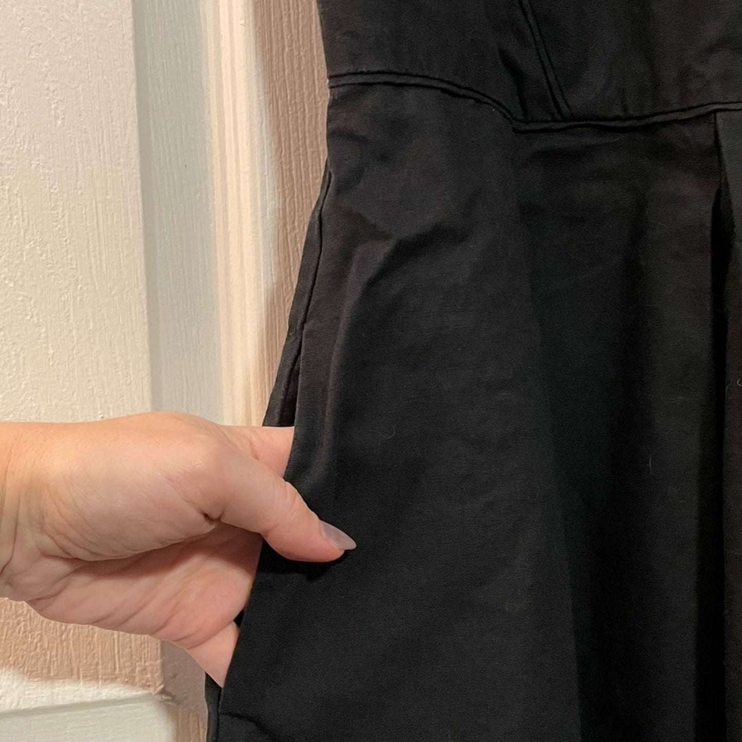 Gap Tailored Black Sleeveless Dress - Size 6