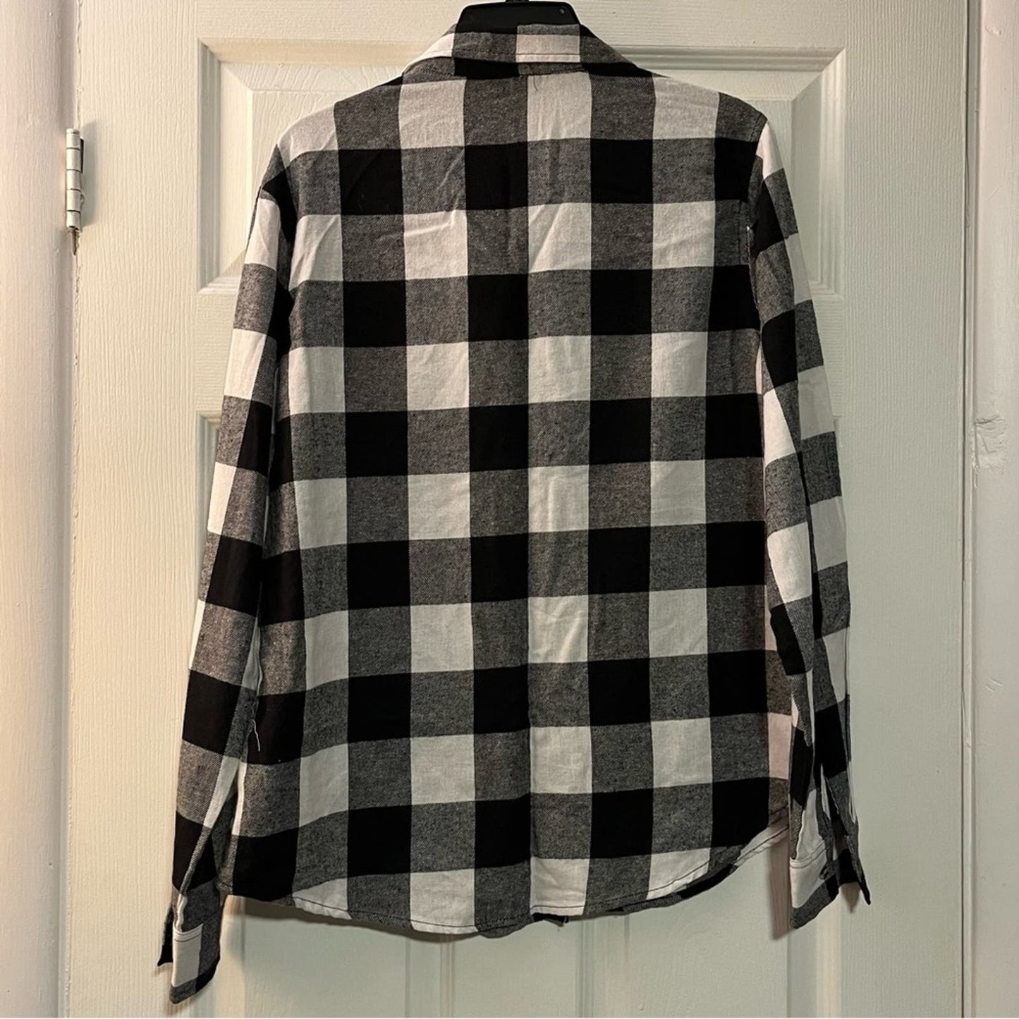 Rue21 Plaid Flannel Button-Down Shirt - Size M