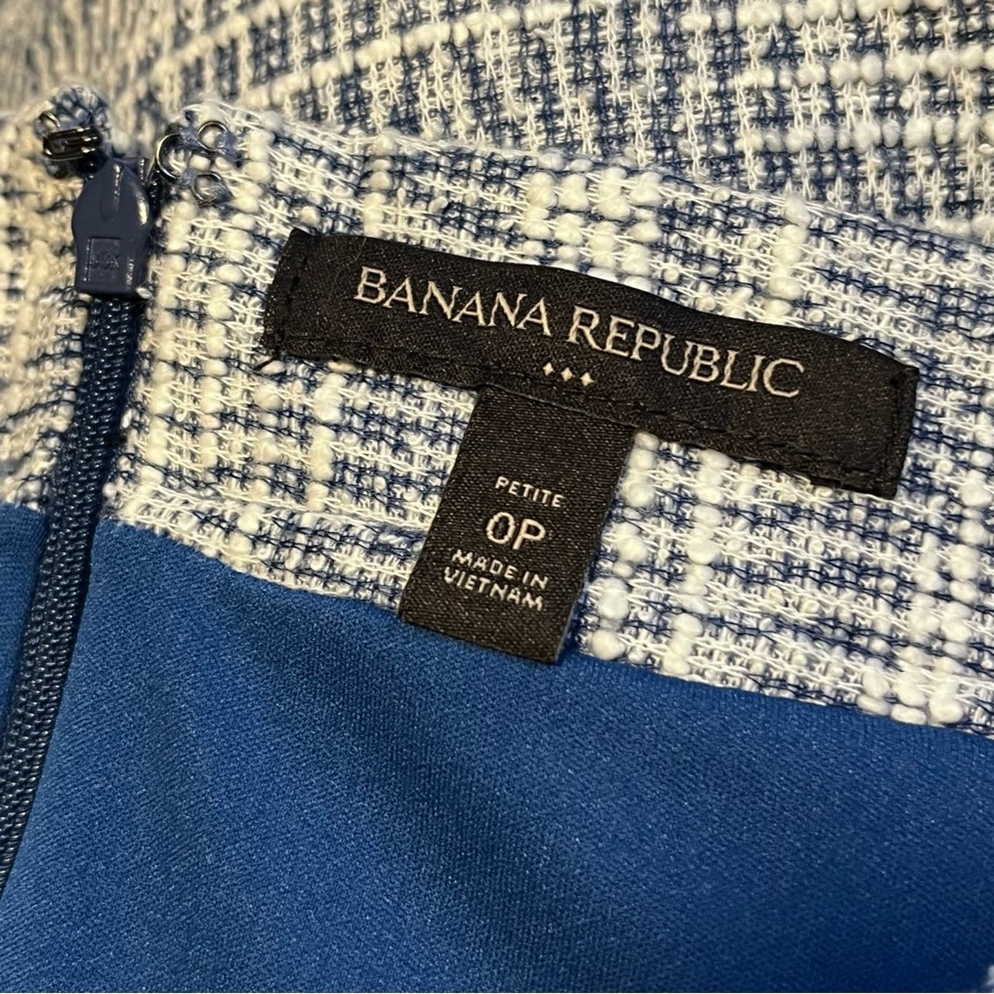 Banana Republic Woven Pencil Skirt - Size 0P