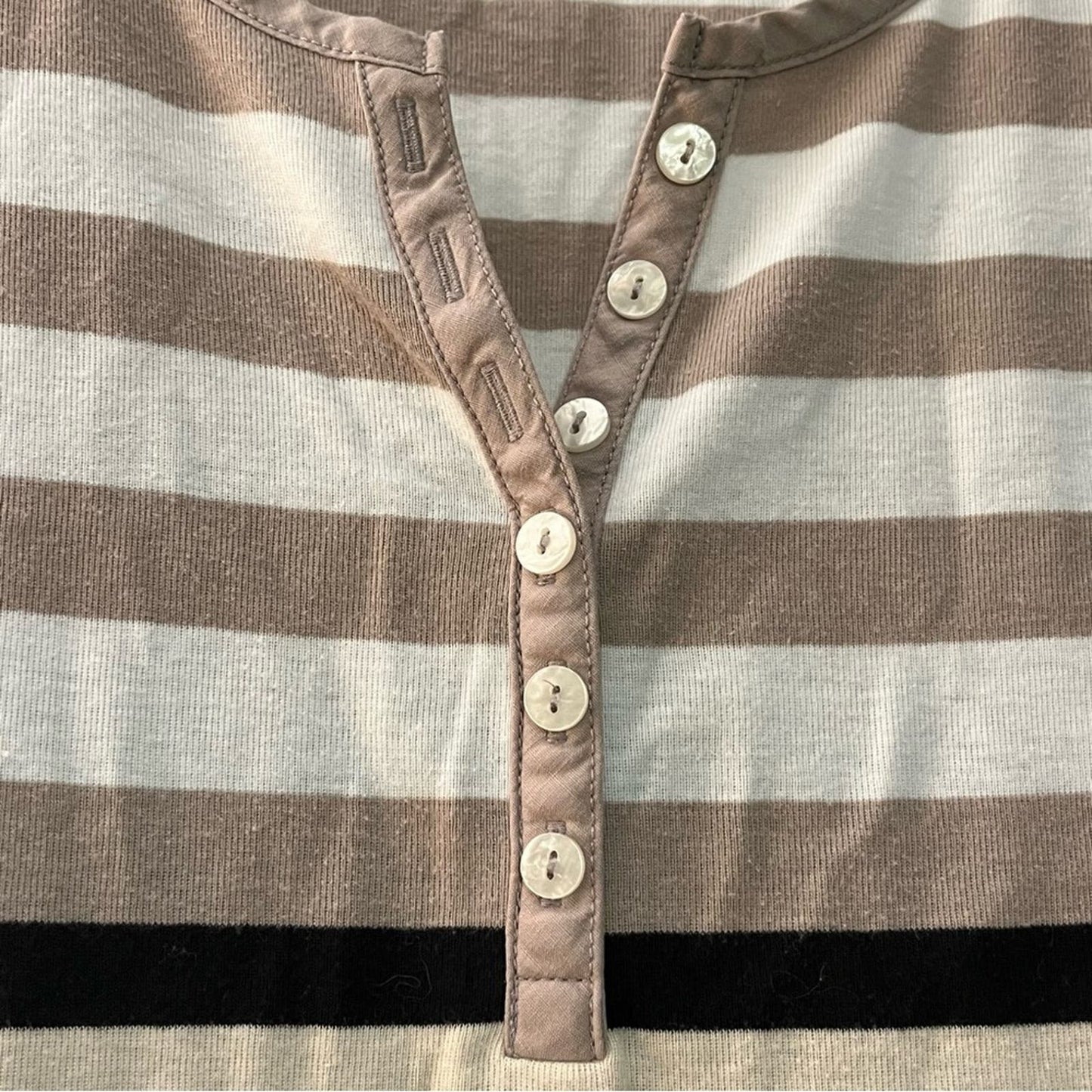 Croft & Barrow Short Sleeve Neutral Stripe Tee - Size M