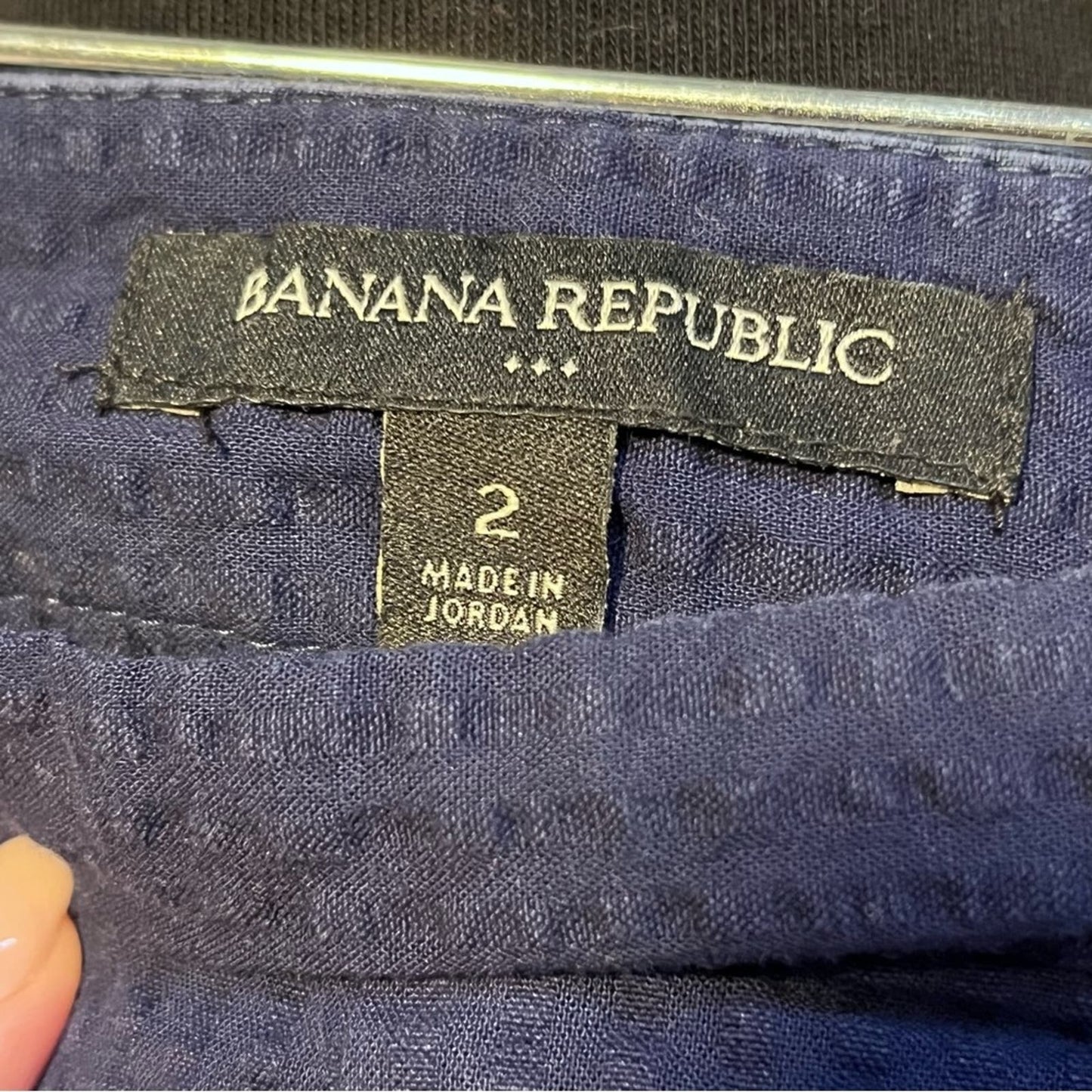 Banana Republic Textured Navy Shorts - Size 2