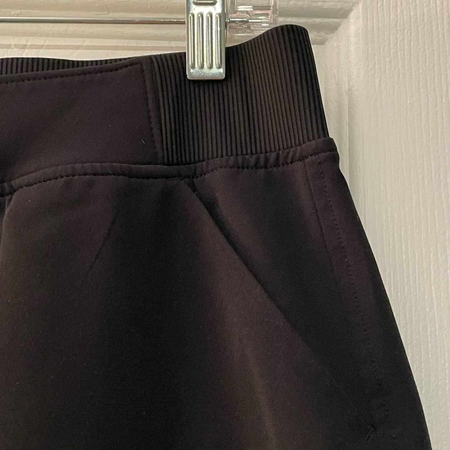 32° Cool Black Skirt w/Shorts Underneath - Size S